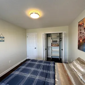 Comfortable Modern Near Ykf Airport Iii Homestay