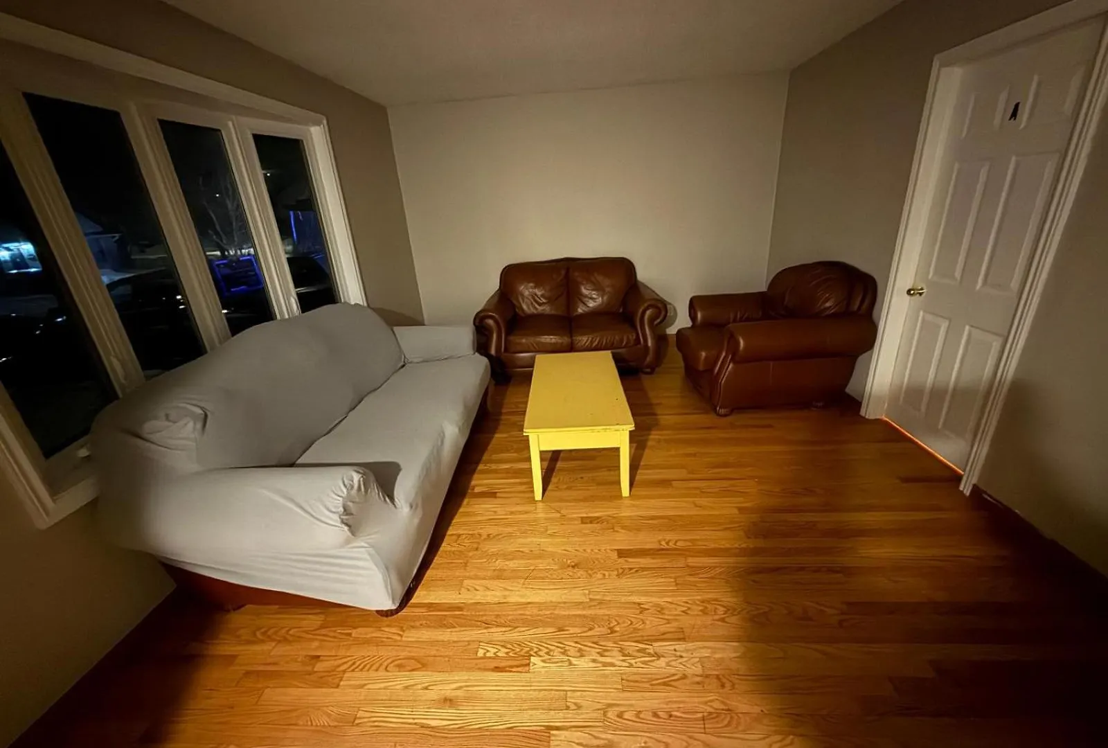 Homestay Affordable Family Room For 4 People-24Hrs Checkin-Next To Downtown,Airport Kitchener